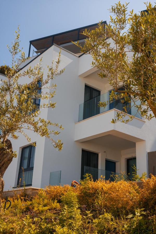 Azar Luxury Suites Влёра Экстерьер фото