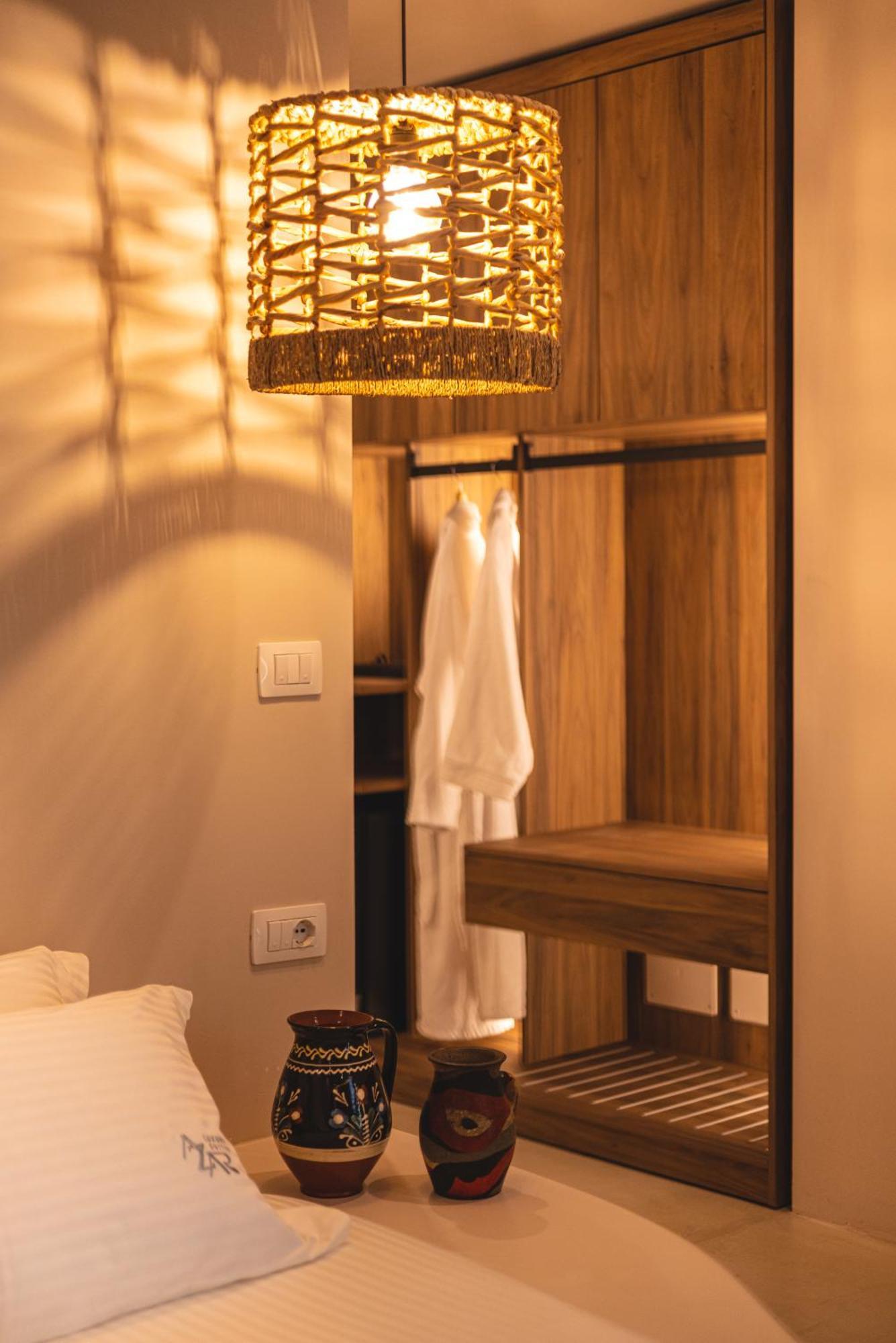 Azar Luxury Suites Влёра Экстерьер фото