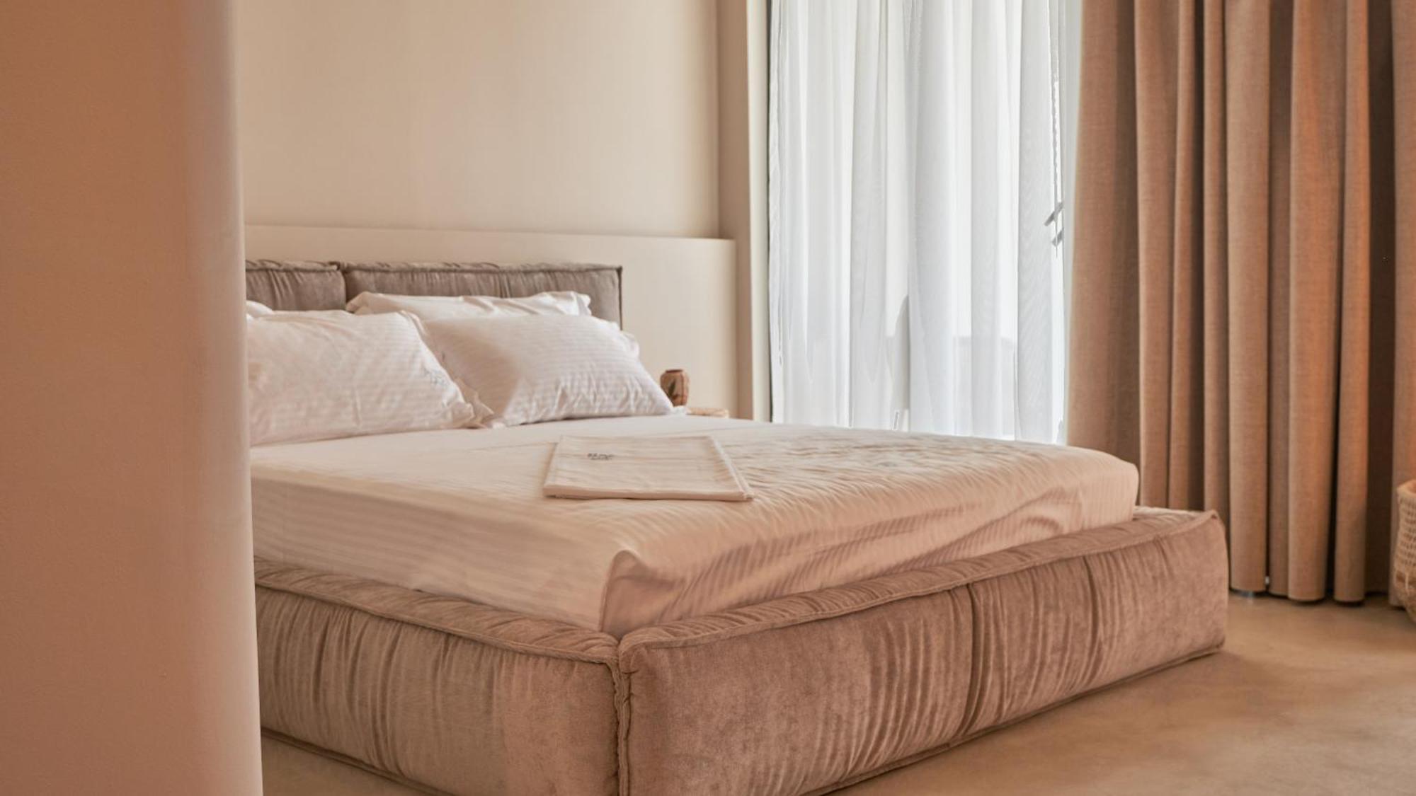 Azar Luxury Suites Влёра Экстерьер фото
